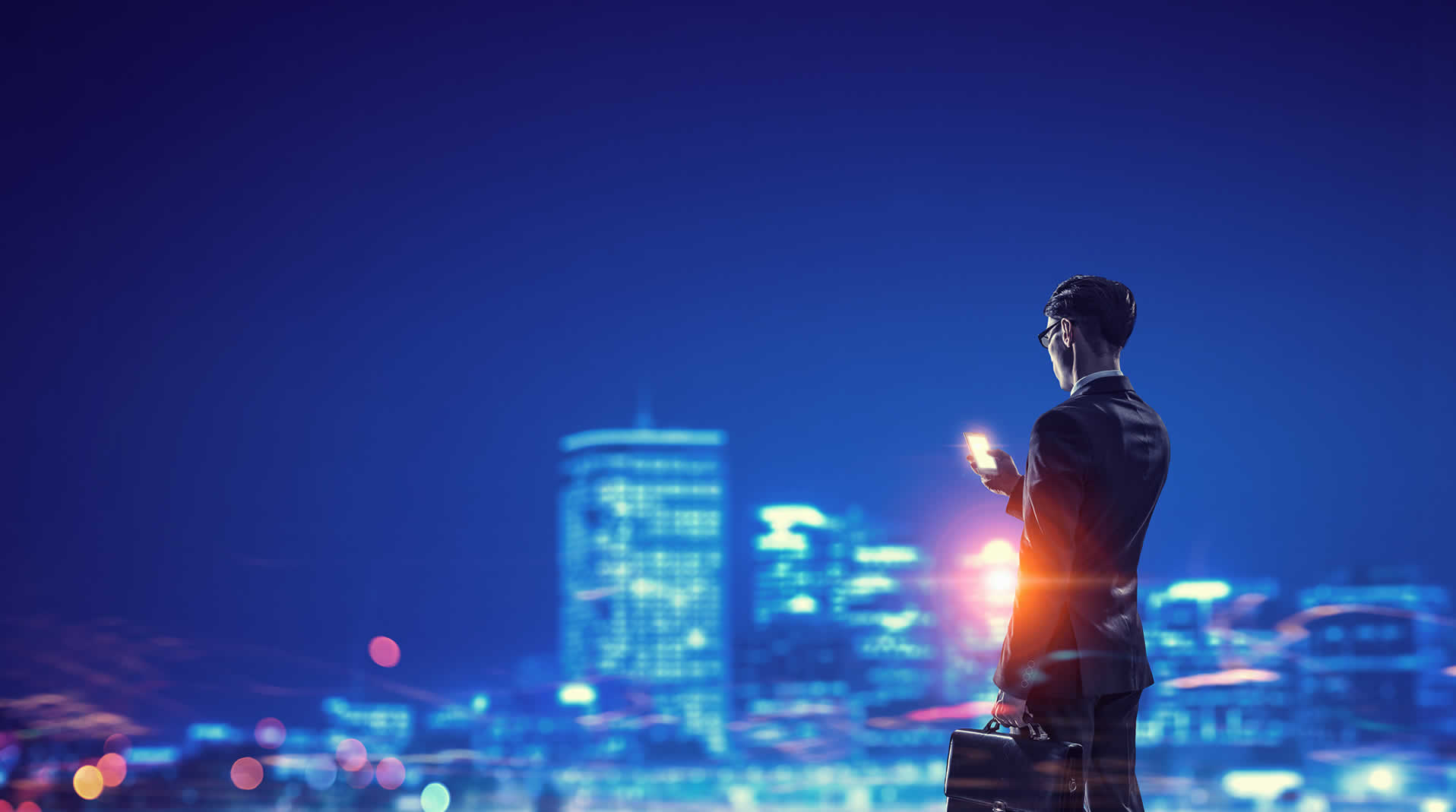 <div style="font-size:40px;">Leaders in Building<br />the New India<br /> <strong>Building Cities of the Future</strong></div>